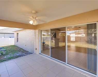 2809 Nw 12th Lane - Photo Thumbnail 35