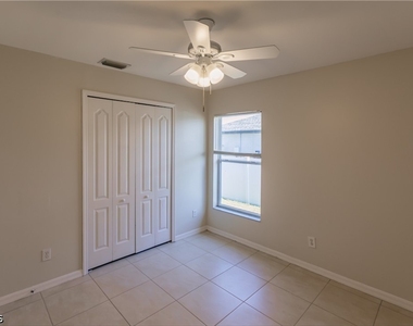 2809 Nw 12th Lane - Photo Thumbnail 25