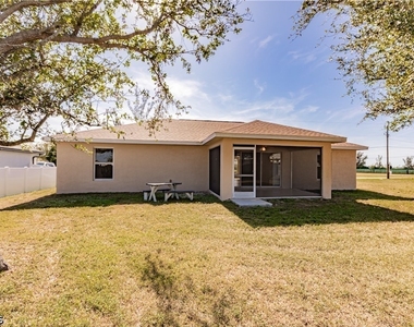 2809 Nw 12th Lane - Photo Thumbnail 36