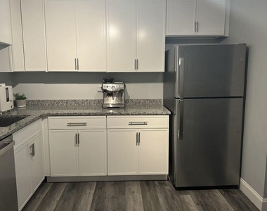 2102 White Cedar - Photo Thumbnail 5