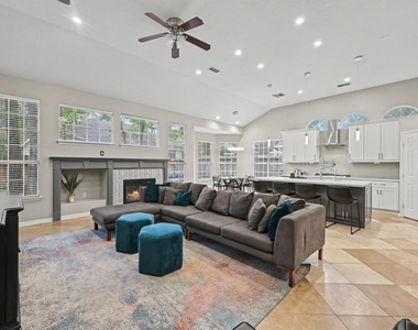 22 S Bristol Oak Circle - Photo Thumbnail 12
