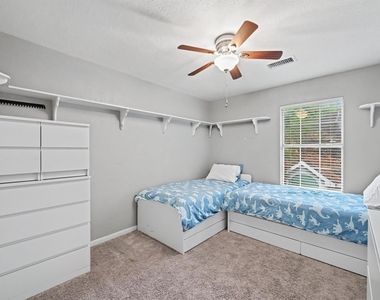22 S Bristol Oak Circle - Photo Thumbnail 38