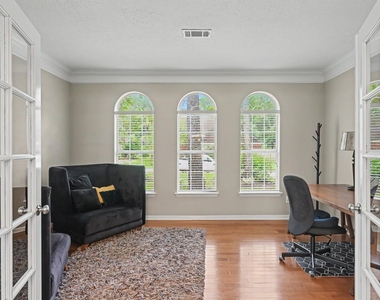 22 S Bristol Oak Circle - Photo Thumbnail 6