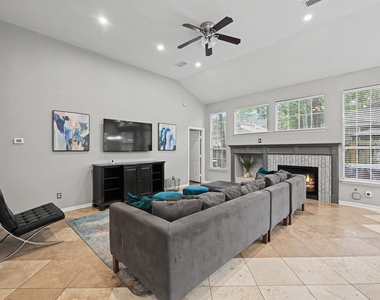 22 S Bristol Oak Circle - Photo Thumbnail 14
