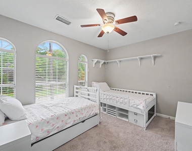 22 S Bristol Oak Circle - Photo Thumbnail 42