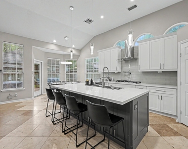 22 S Bristol Oak Circle - Photo Thumbnail 17
