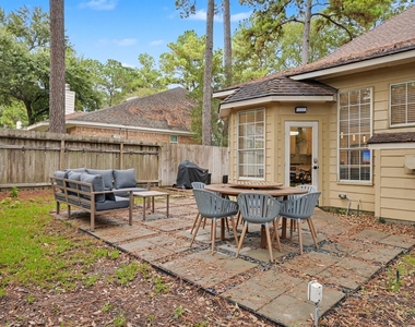 22 S Bristol Oak Circle - Photo Thumbnail 45