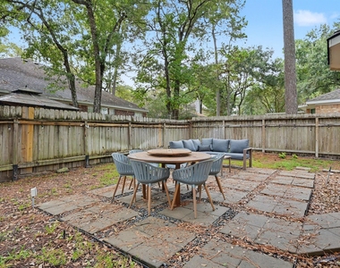 22 S Bristol Oak Circle - Photo Thumbnail 44