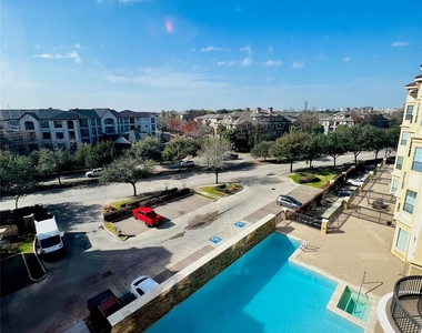 7575 Kirby Drive - Photo Thumbnail 1