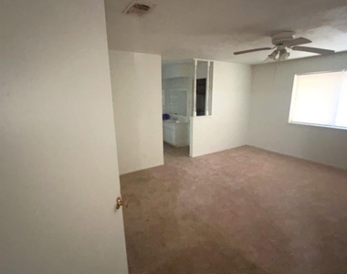 14834 Keelby Drive - Photo Thumbnail 9