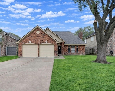 16830 Scenic Gardens Drive - Photo Thumbnail 1