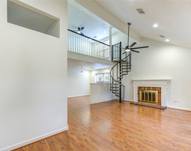 16830 Scenic Gardens Drive - Photo Thumbnail 2