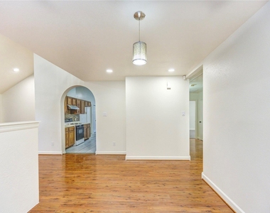 16830 Scenic Gardens Drive - Photo Thumbnail 13