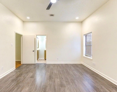 16830 Scenic Gardens Drive - Photo Thumbnail 35