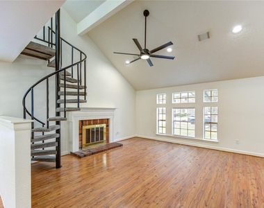 16830 Scenic Gardens Drive - Photo Thumbnail 10