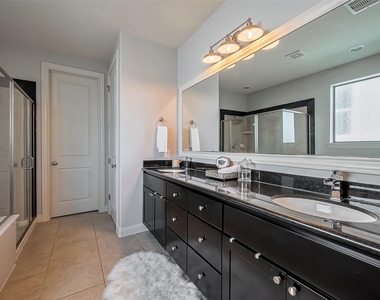 2808 St Emanuel Street - Photo Thumbnail 19