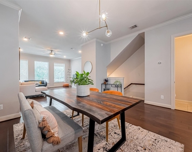 2808 St Emanuel Street - Photo Thumbnail 9