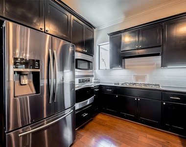 2808 St Emanuel Street - Photo Thumbnail 10