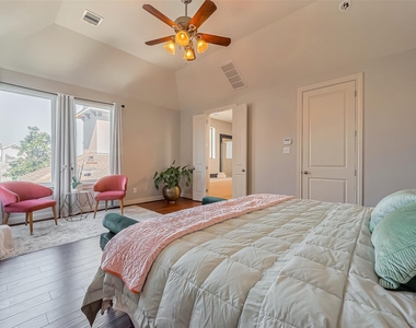 2808 St Emanuel Street - Photo Thumbnail 17