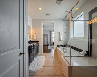 2808 St Emanuel Street - Photo Thumbnail 21