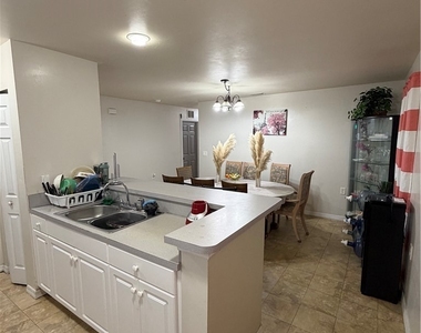 5011 Moon Lane - Photo Thumbnail 3