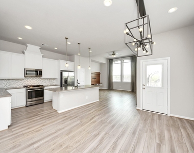 2539 Terrace Point Drive - Photo Thumbnail 7