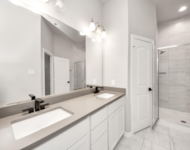2539 Terrace Point Drive - Photo Thumbnail 20