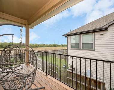2539 Terrace Point Drive - Photo Thumbnail 38