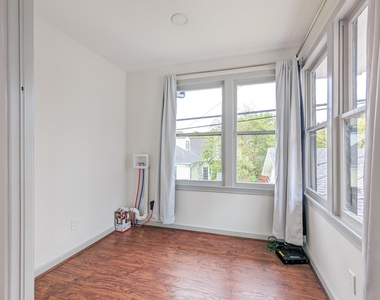 2306 Addison Road - Photo Thumbnail 7