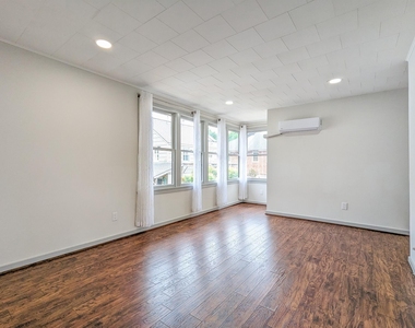 2306 Addison Road - Photo Thumbnail 10