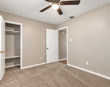 4223 Oak Shadows Drive - Photo Thumbnail 26