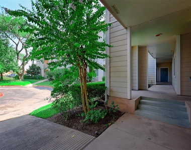 12800 Melville Drive - Photo Thumbnail 5