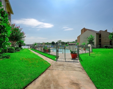 12800 Melville Drive - Photo Thumbnail 28