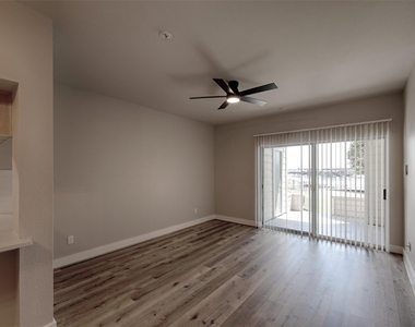 12800 Melville Drive - Photo Thumbnail 23