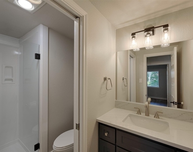 12800 Melville Drive - Photo Thumbnail 14