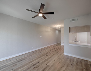 12800 Melville Drive - Photo Thumbnail 24