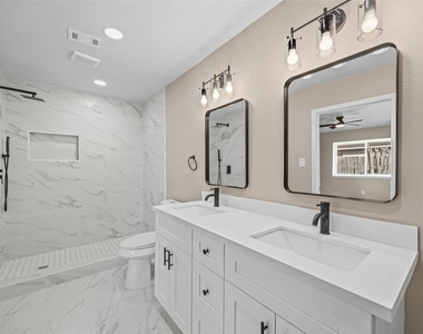 2207 Anthony Hay Lane - Photo Thumbnail 6