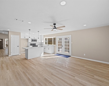 2207 Anthony Hay Lane - Photo Thumbnail 5