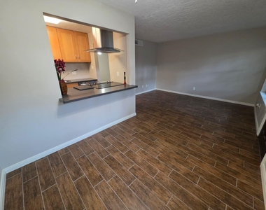 3224 Timmons Lane - Photo Thumbnail 3