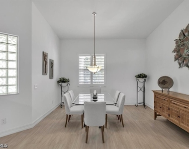 765 Bentwater Circle - Photo Thumbnail 15