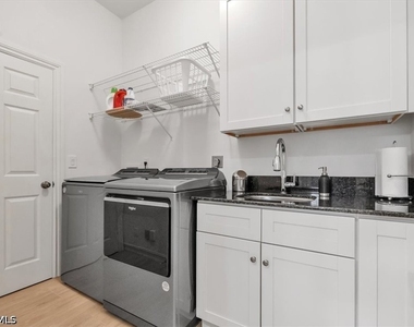 765 Bentwater Circle - Photo Thumbnail 30