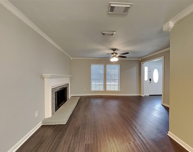 5602 Sage Manor Drive - Photo Thumbnail 5