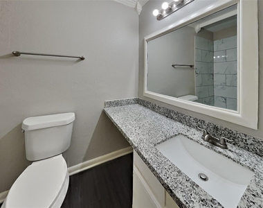 5602 Sage Manor Drive - Photo Thumbnail 15