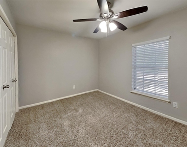5602 Sage Manor Drive - Photo Thumbnail 11