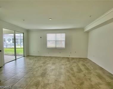 6015 Ellerston Way - Photo Thumbnail 9