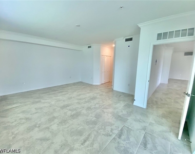 6015 Ellerston Way - Photo Thumbnail 4