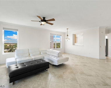 420 Cove Tower Drive - Photo Thumbnail 10