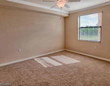 9731 Acqua Court - Photo Thumbnail 7