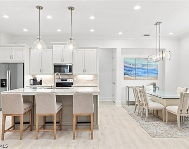 7150 Saona Court - Photo Thumbnail 10