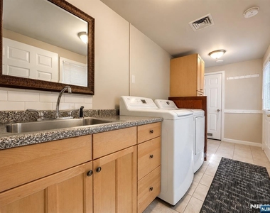 286 Mckinley - Photo Thumbnail 5